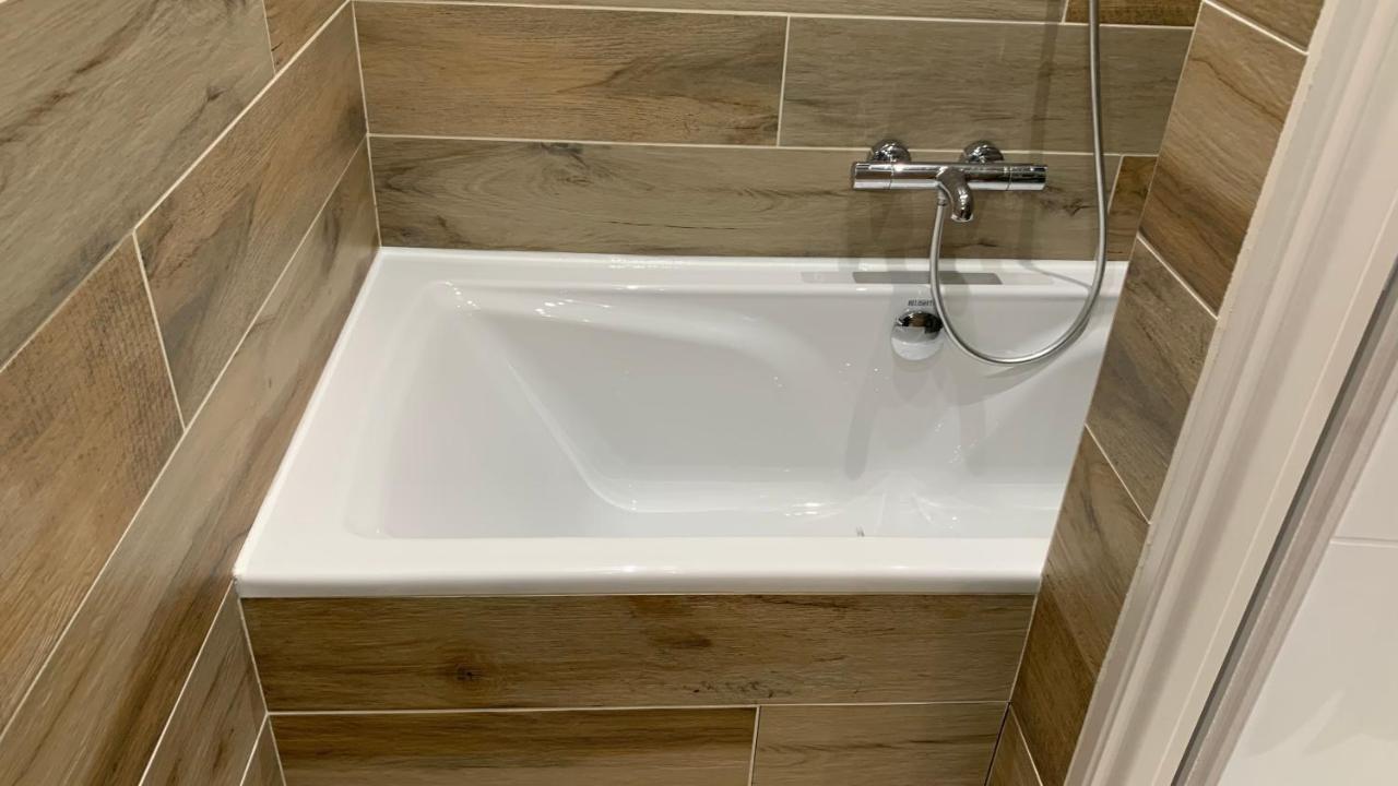 Appartement Proche De La Mer La Garde  Eksteriør billede